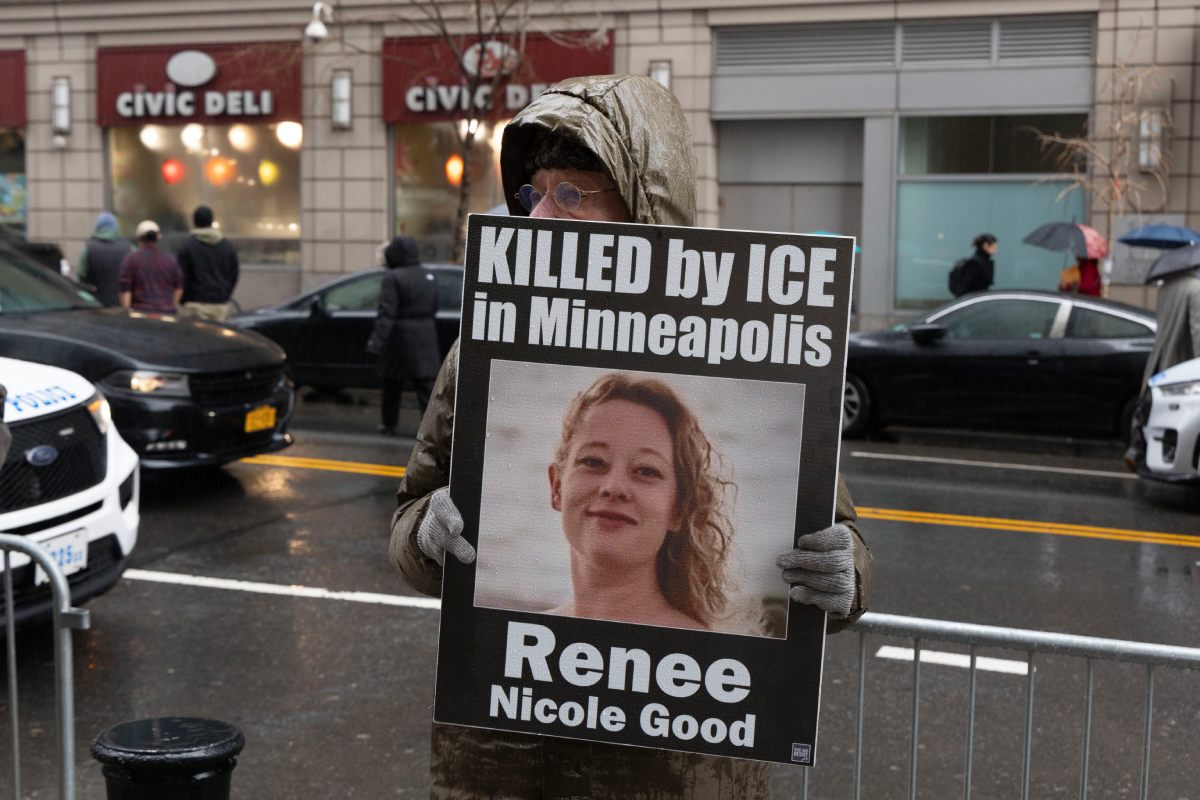 Renee Good, la famiglia fa causa al governo Trump dopo la morte