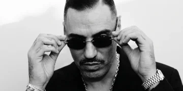 Marracash risponde di nuovo alle critiche: "Aver fatto i soldi non mi impedisce di lottare per un mondo più giusto"
