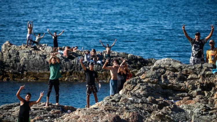 La Commissione Ue propone di rafforzare Frontex dopo la crisi di Ceuta | @Adnkronos