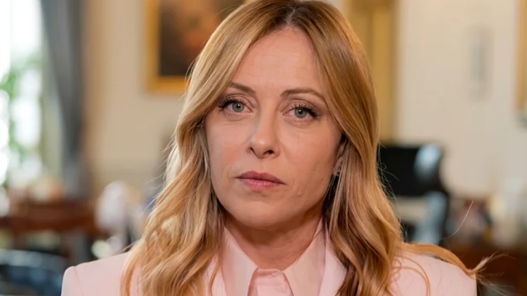 Meloni contro i blocchi degli autotrasportatori: "Non tolleriamo intimidazioni, useremo il decreto sicurezza" | @Today_it