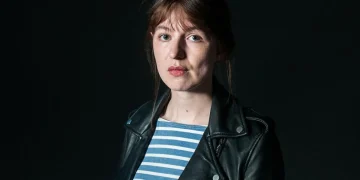 Primo Piano dell'autrice di "Persone Normali" Sally Rooney